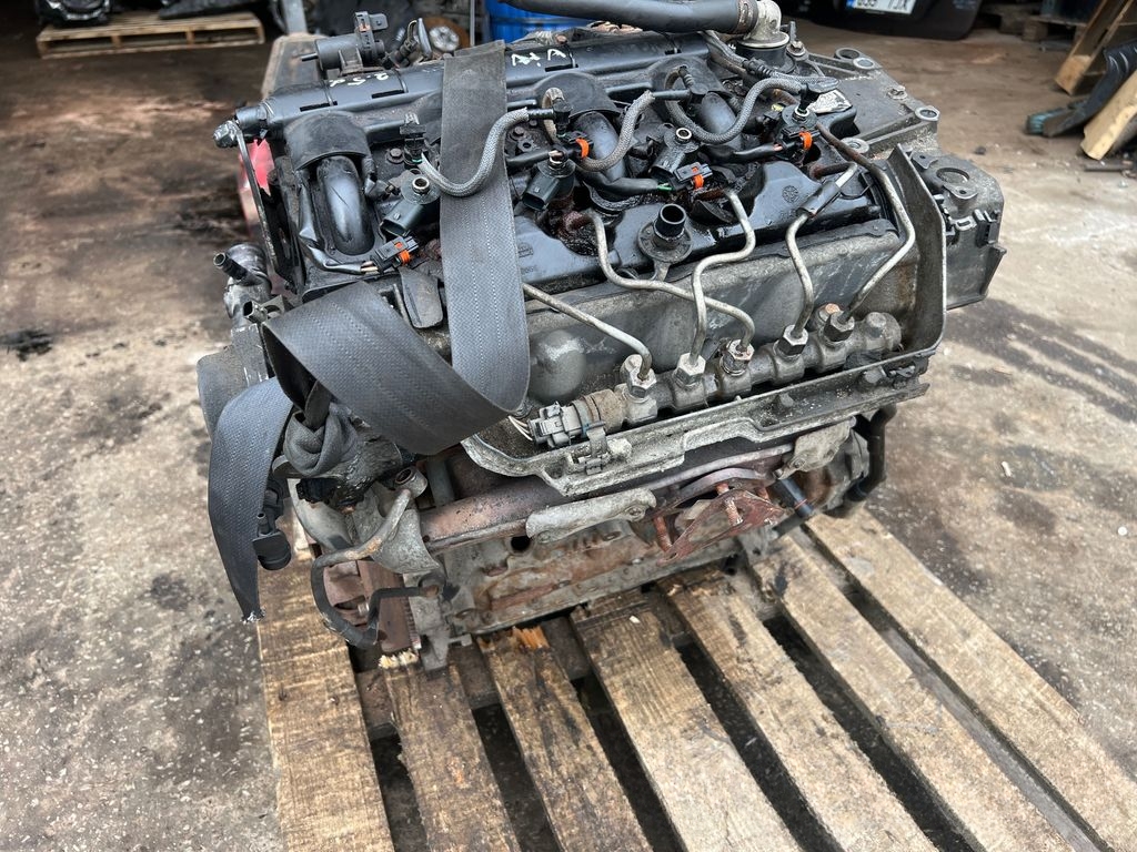 Moteur complet Opel Vivaro 2.5 CDTI 145 cv
