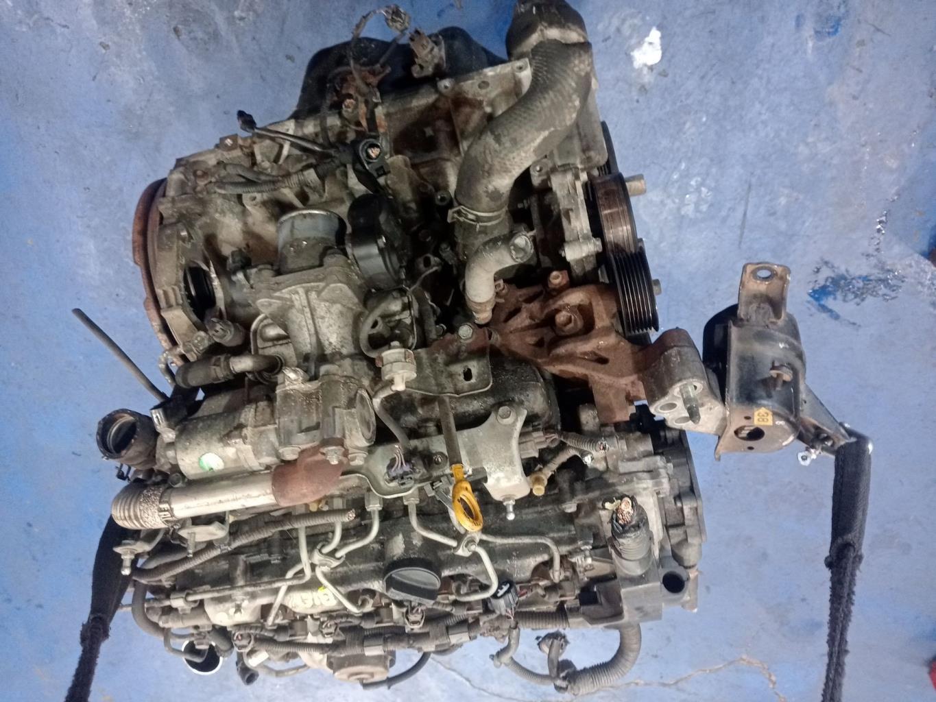 Motor completo Toyota RAV4 III 2.2 D-4D / D-CAT 177 cv (2AD / 2AD-FHV)