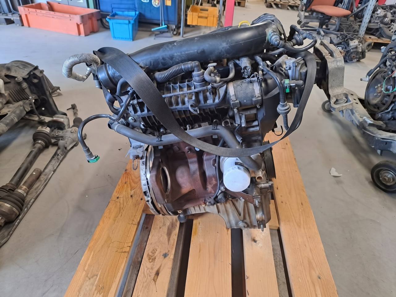 Complete engine Ford C-MAX II 1.0 EcoBoost 125 hp (M1DA)