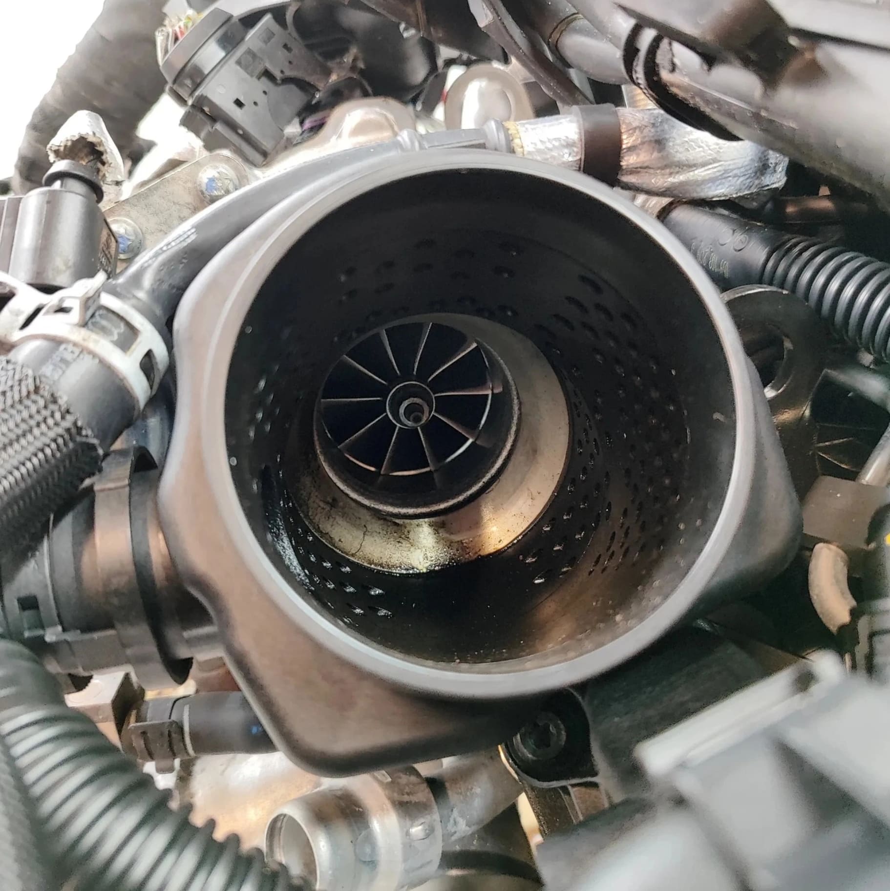 Moteur complet Audi A6 Avant (C7 / 4G) 3.0 BiTDI quattro 320 cv (CVUA) - vue 2